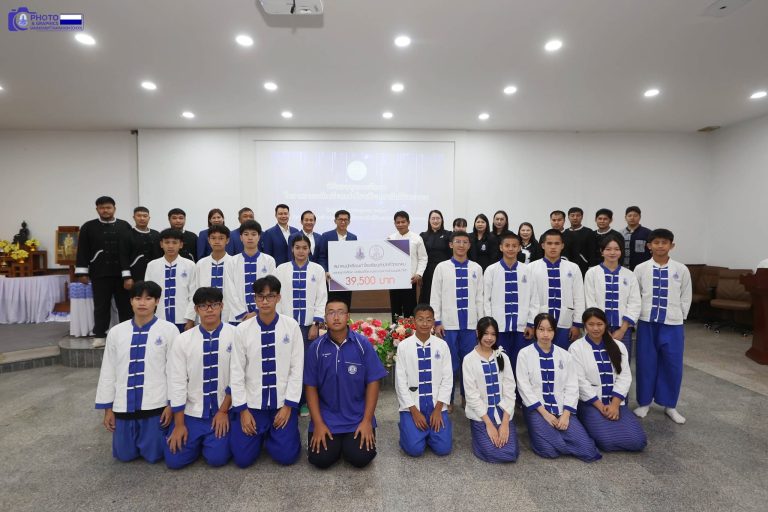 วันศุกร์ ที่ 3 กรกฎาคม พ.ศ.2569 ว่าที่ร้อยโทณัฐรัชต์ ใหญ่ผา ผู้อำนวยการโรงเรียนสามัคคีวิทยาคม พร้อมด้วยคณะผู้บริหารและคณะครู ให้การต้อนรับ นายผจญ ใจกล้า นายกสมาคมนักเรียนเก่าโรงเรียนสามัคคีวิทยาคม